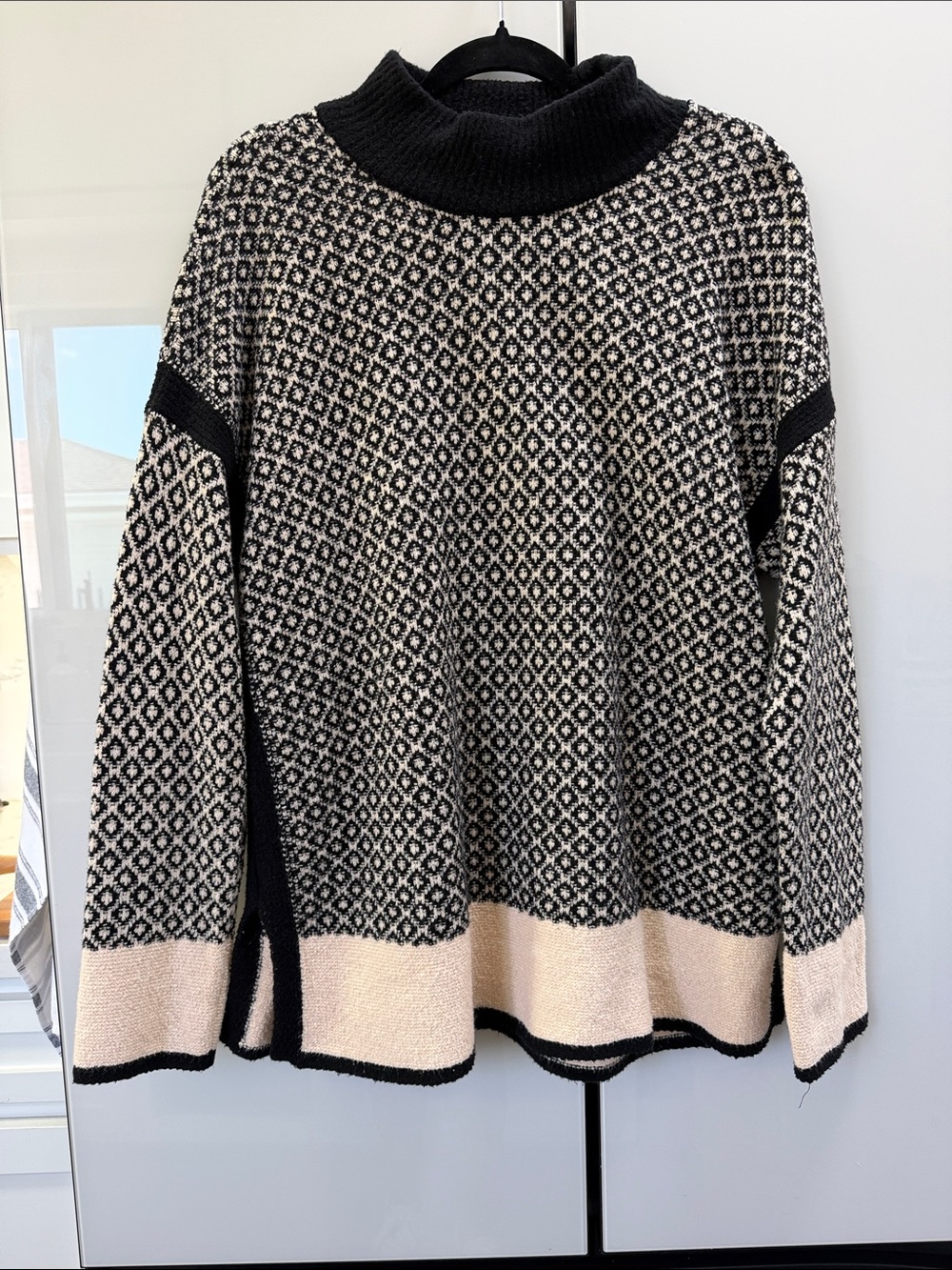 J. Jill Black and Cream Patterned Crew Sweater